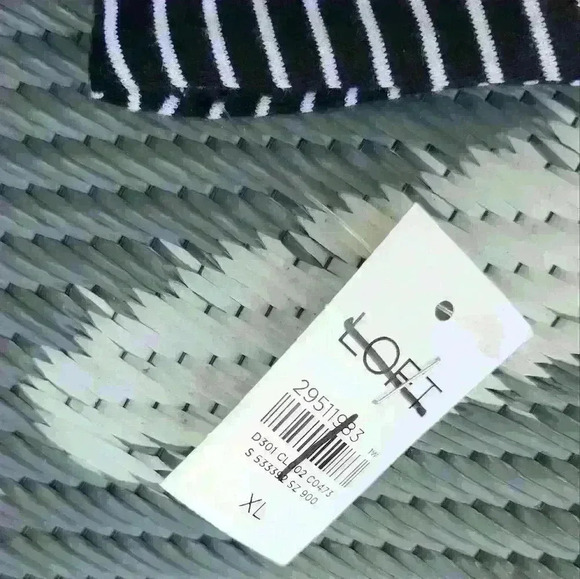 THE LOFT STRIPPPED TANK TOP SIZE XL - Picture 2 of 6